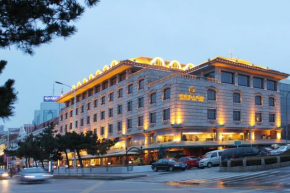  Qingdao Oceanwide Elite Hotel  Циндао